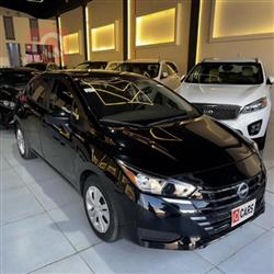 نيسان فيرسا